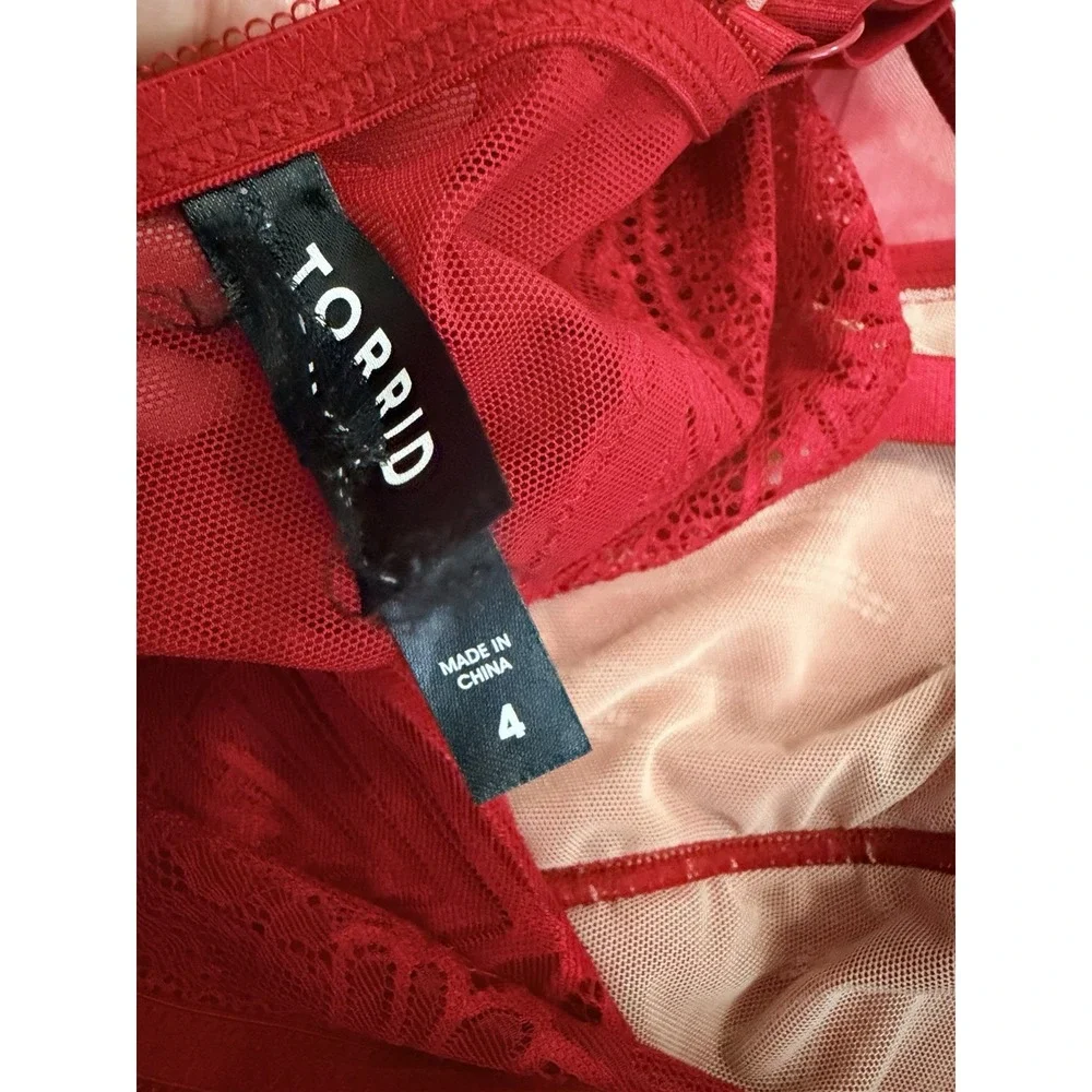 Torrid Diamante Lace Bra Bralette Sz 4 Red Rhinestones Straps